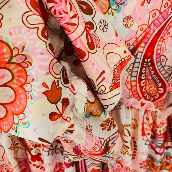 Beautiful plus dress - Picture 4 of 5